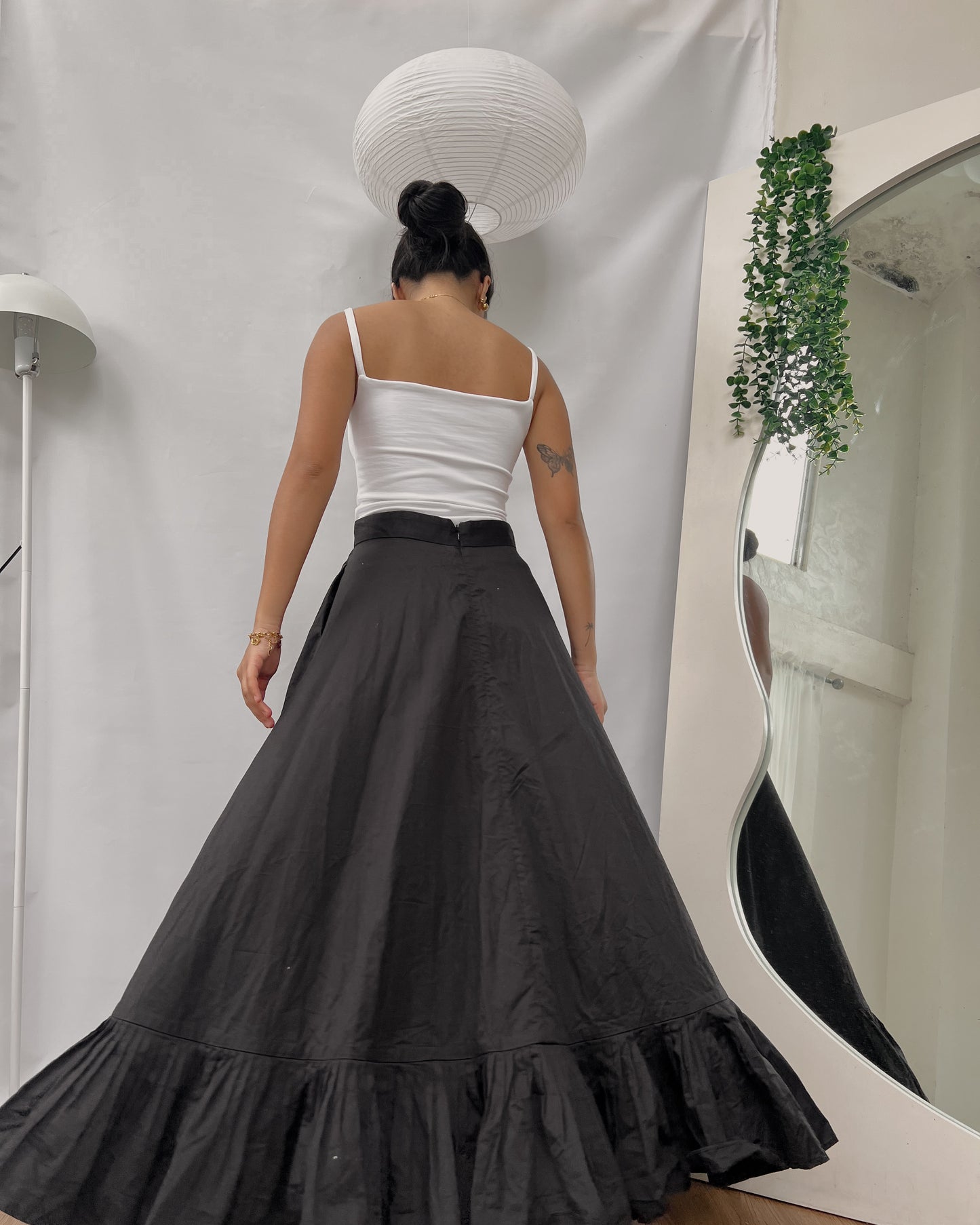 black maxi long back maxi skirt with pleated hem L11
