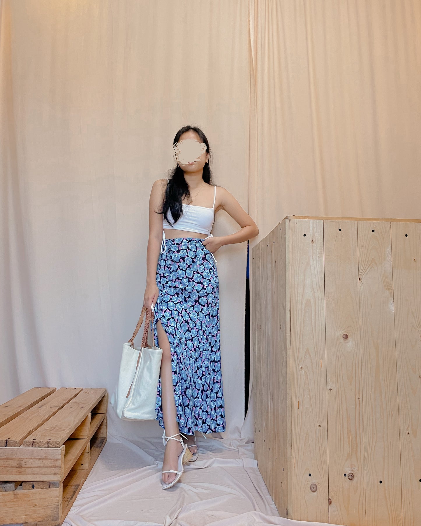 Zara bright blue floral maxi dress with slit A7