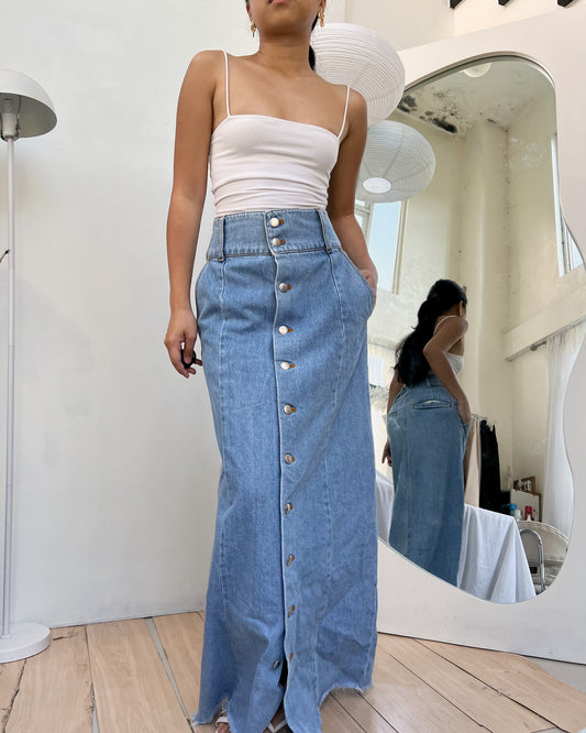 LOWRYS FARM high quality denim multiple buttons maxi skirt (V14)