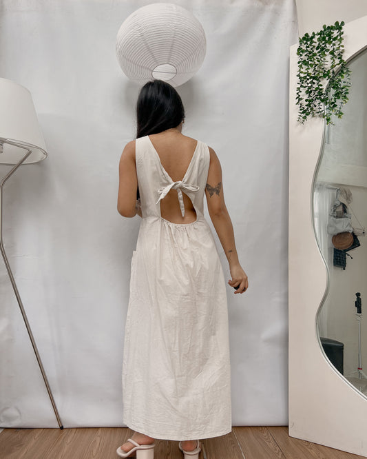 High quality linen off-white button down maxi dress with back hole Y34
