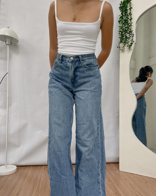 UNIQL0 dark washed straight cut denim pants F44