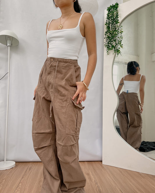 BERSHKA high quality brown cargo pants M79