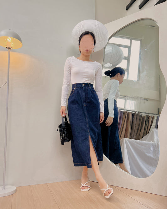 dark washed soft denim maxi skirt (26-27)