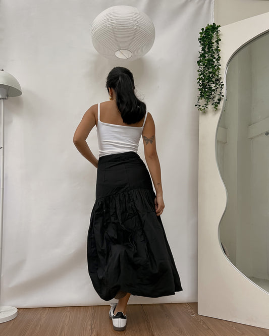 H&M most favee black mermaid cut maxi skirt with buttons E80