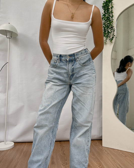 AMERICAN EAGLE light washed denim tapered cut pants F24