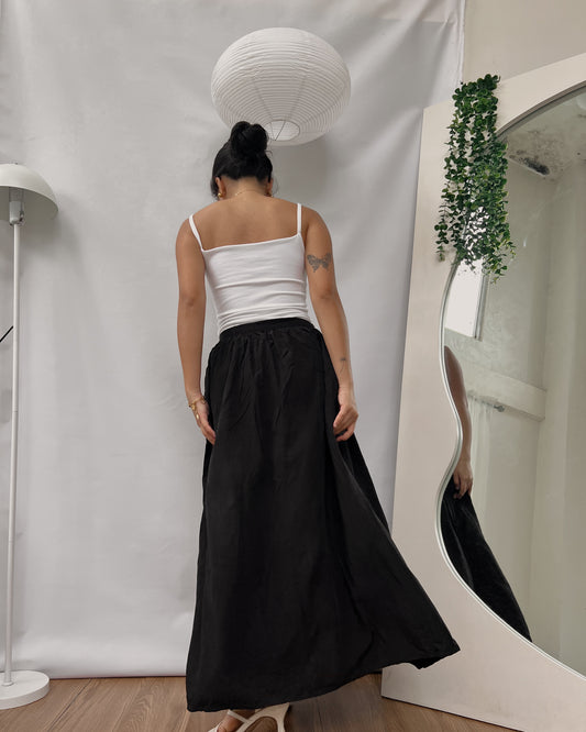 black maxi skirt with white mid buttons L14