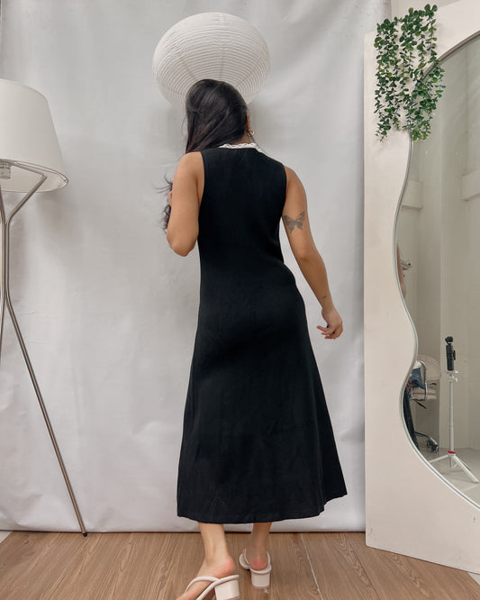 favorite high quality black ribbed knit midi dress with white lace trim Y1
