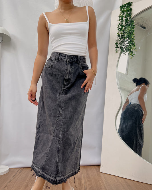 another favee GU high quality raw hem black denim maxi skirt z15