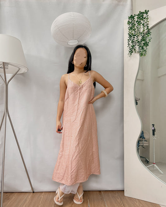 High quality  dusty rose crisscross back maxi dress with subtle slit underneath