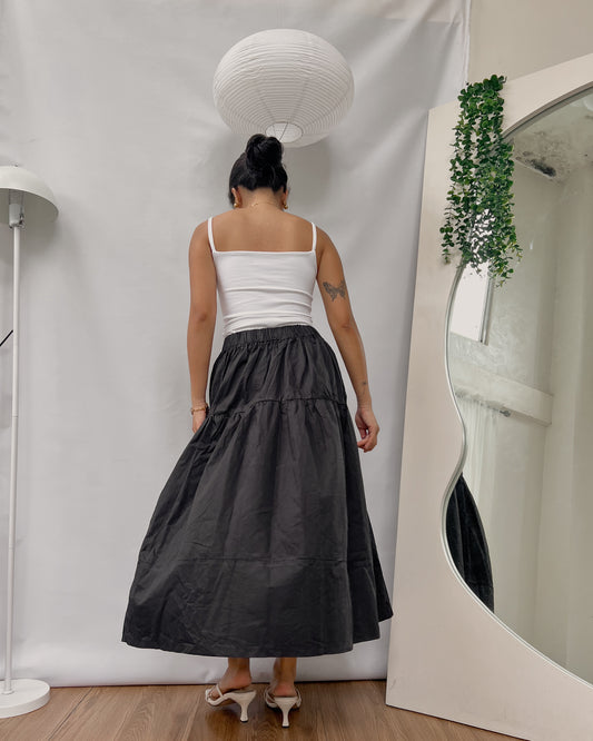 black basic  tiered maxi skirt S5