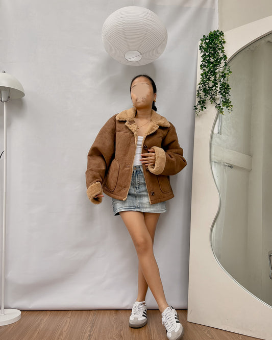 gamosa jacket with furry inside J582