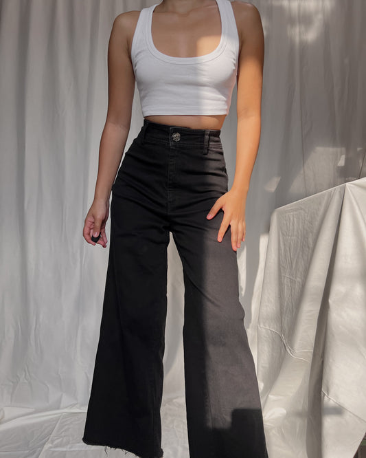 H&M black wide leg raw hem denim pants (C36)