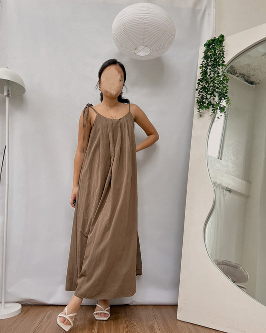 dark chocolate brown shift dress