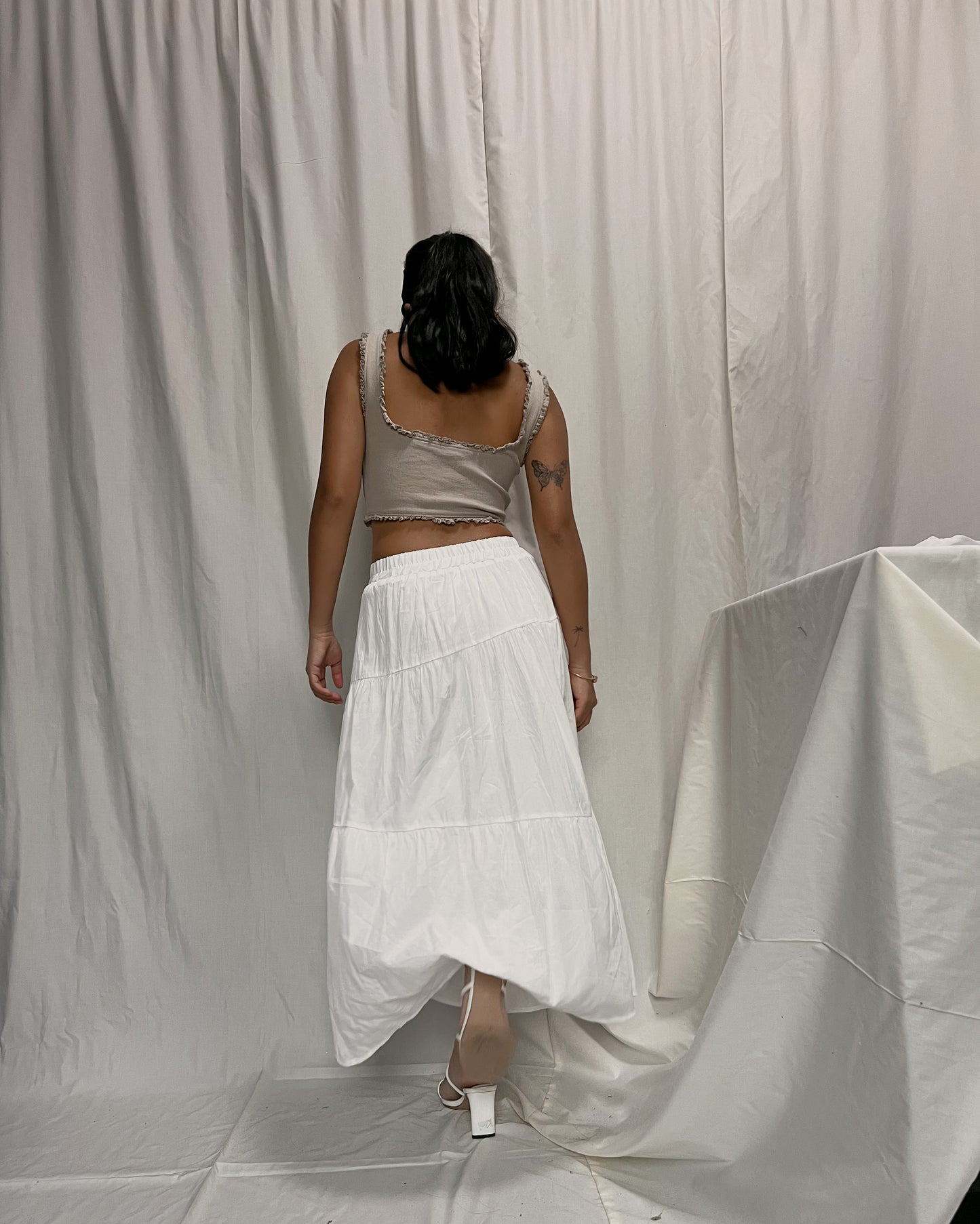 white tiered beach skirt (K1)