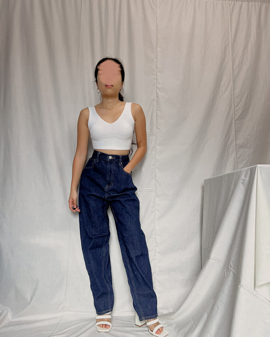 GU dark washed denim pants (A29)