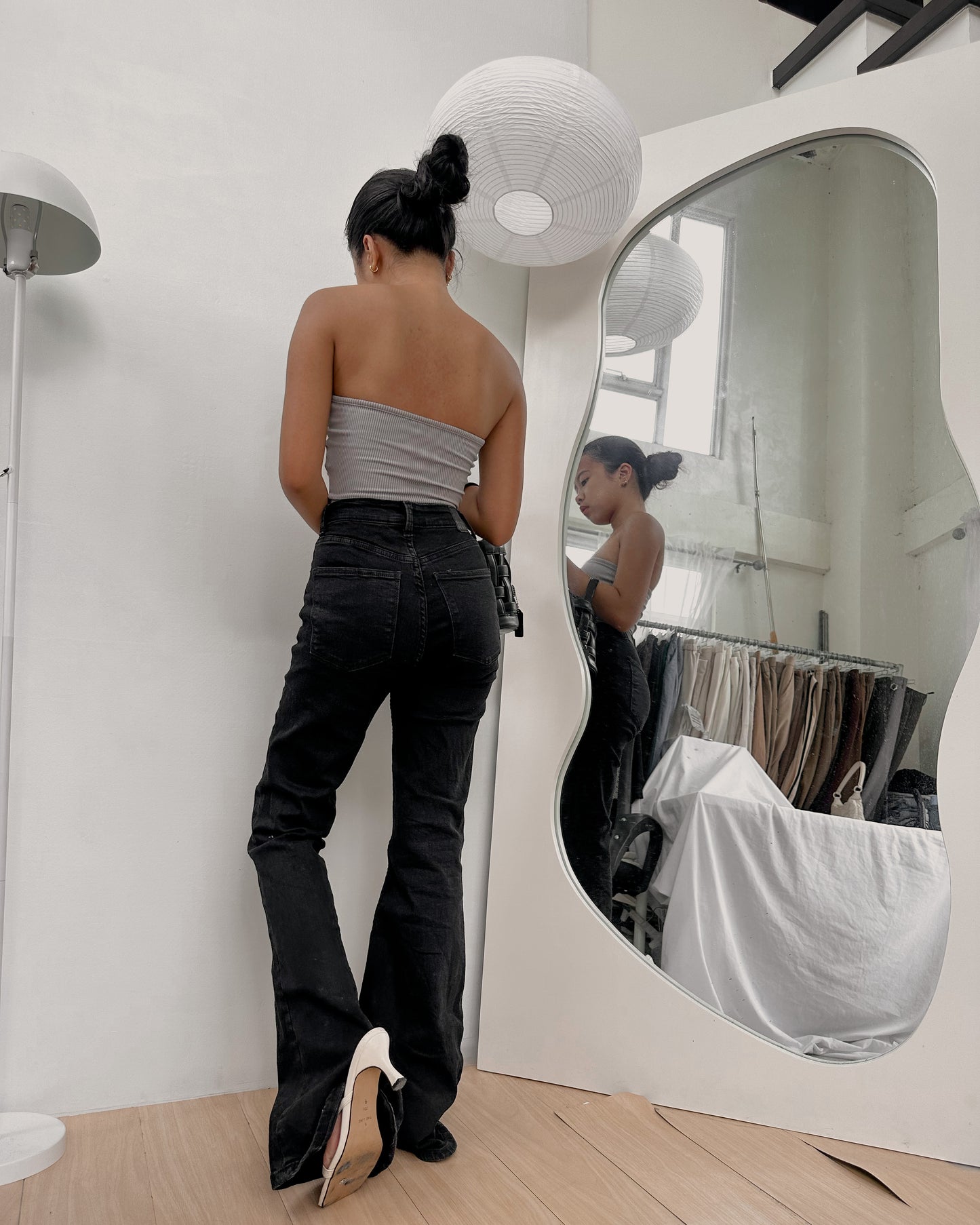 BERSHKA stretchable denim flare style pants (26-27)