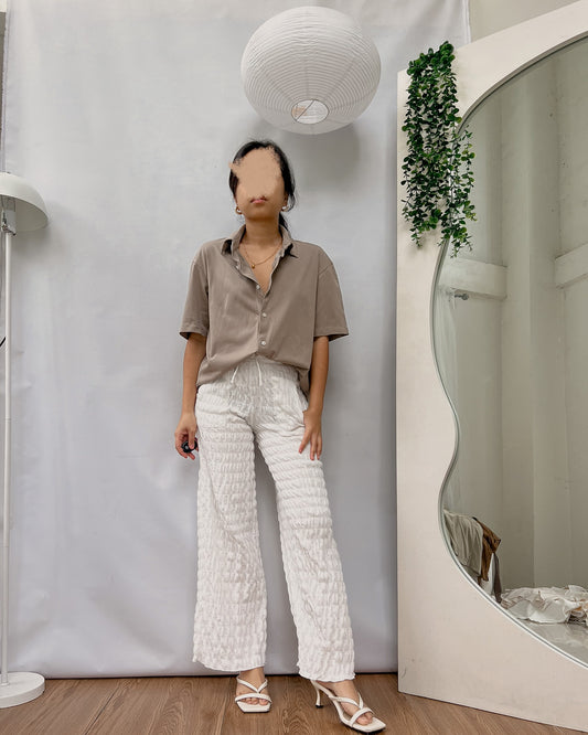UNIQLO grayish brown button down collared top