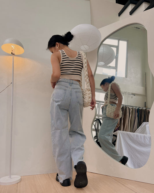 light washed denim multiple button hem pants S87 (24-25)