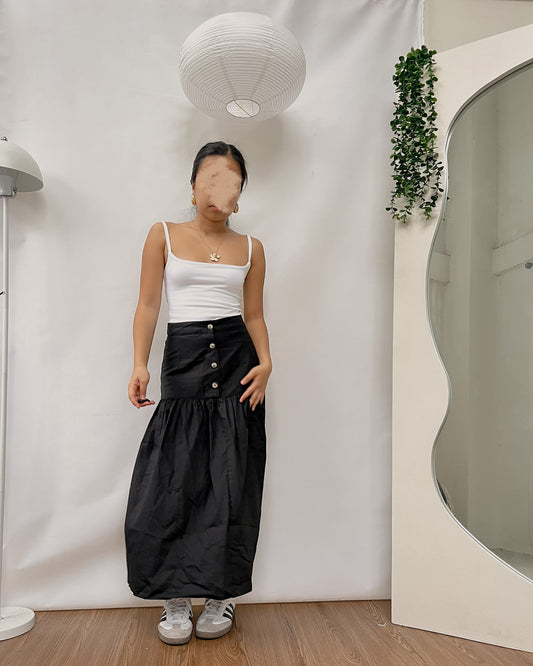 H&M most favee black mermaid cut maxi skirt with buttons E80