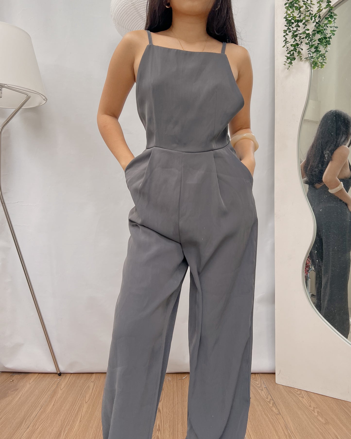 gray wide-leg backless jumpsuit Y20