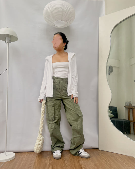 BERSHKA green cargo pants C8