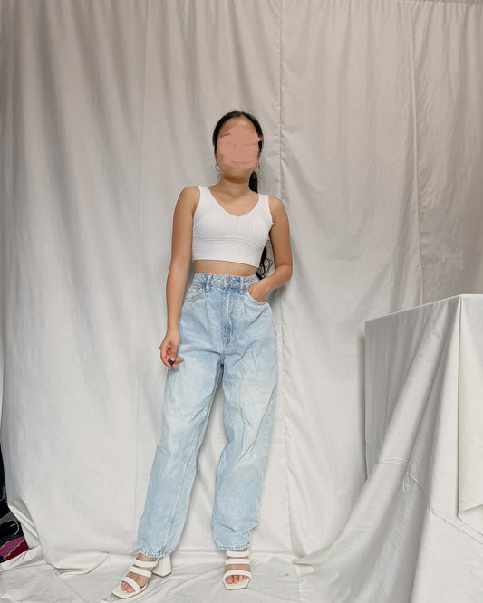 H&M light washed denim pleated clean cut pants (A13)