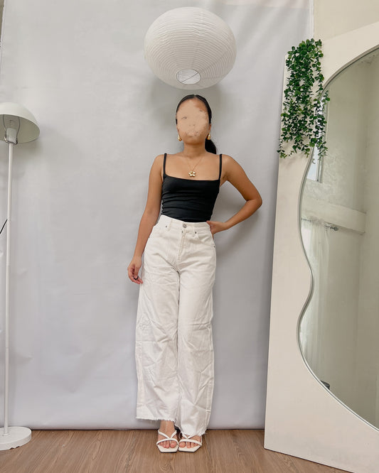 UNIQL0 denim raw hem white pants F36