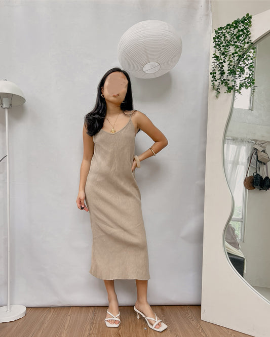 brown v-neck knitted long dress