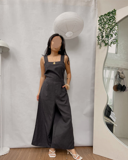 black square neck sleeveless jumpsuit