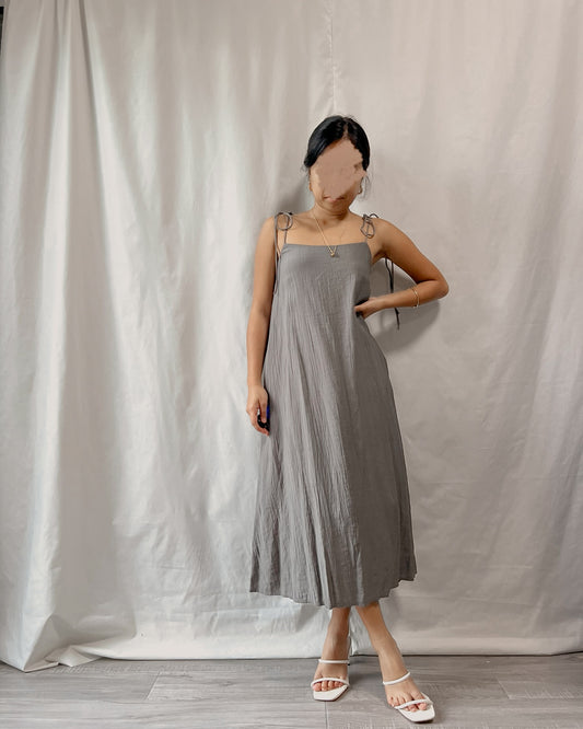 INTIQUE gray tie sleeves cami dress
