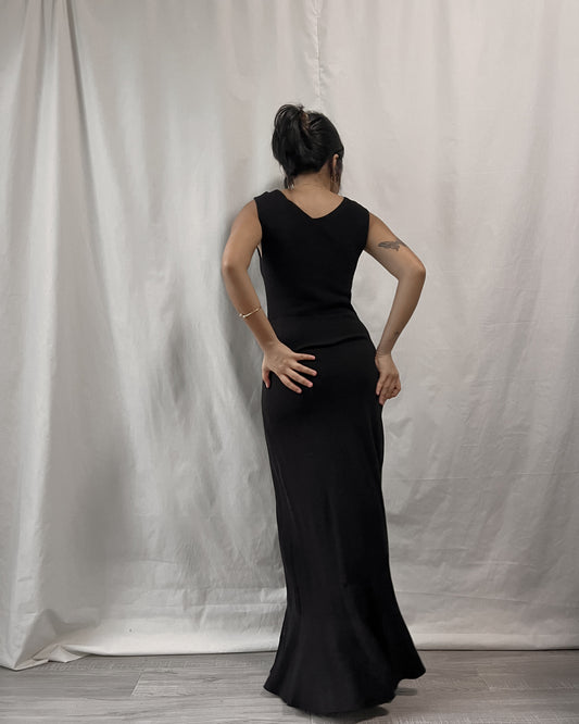 knitted black v-neck bodycon long dress