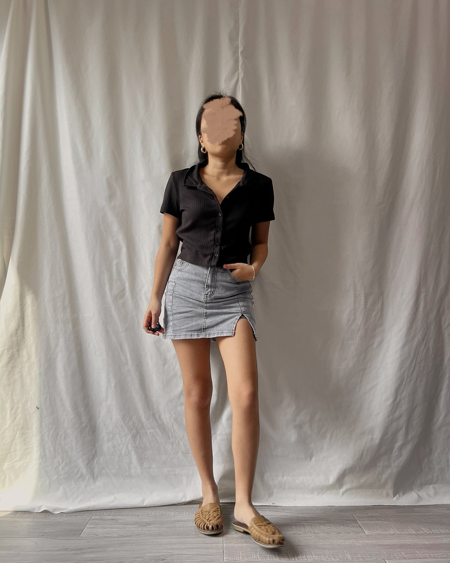 H&M textured black button down crop top polo