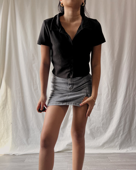 H&M textured black button down crop top polo