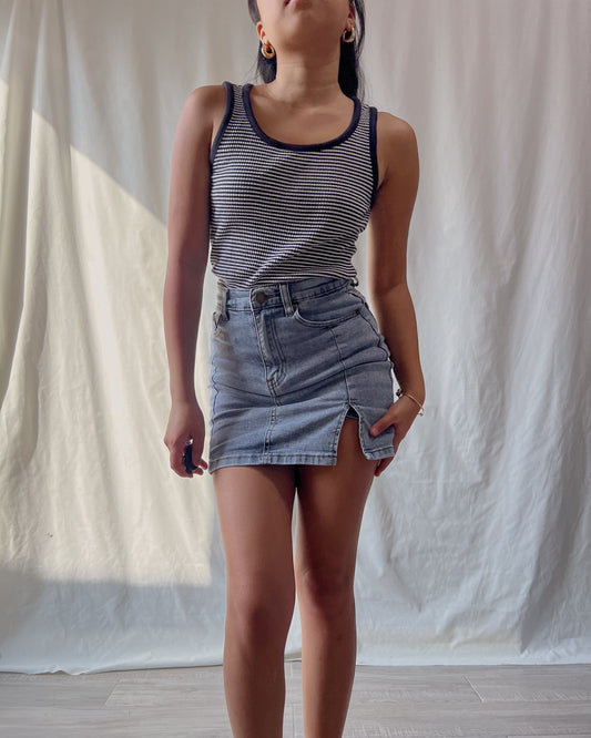 GU knitted black and white stripe tank