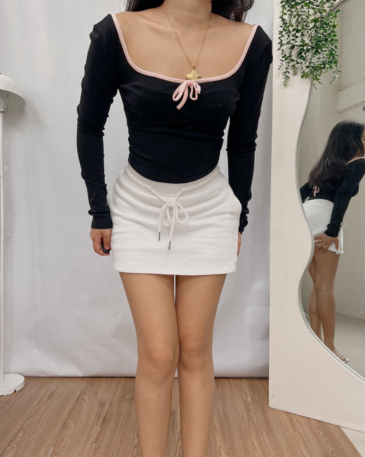 favorite very coquette black tie front long sleeve