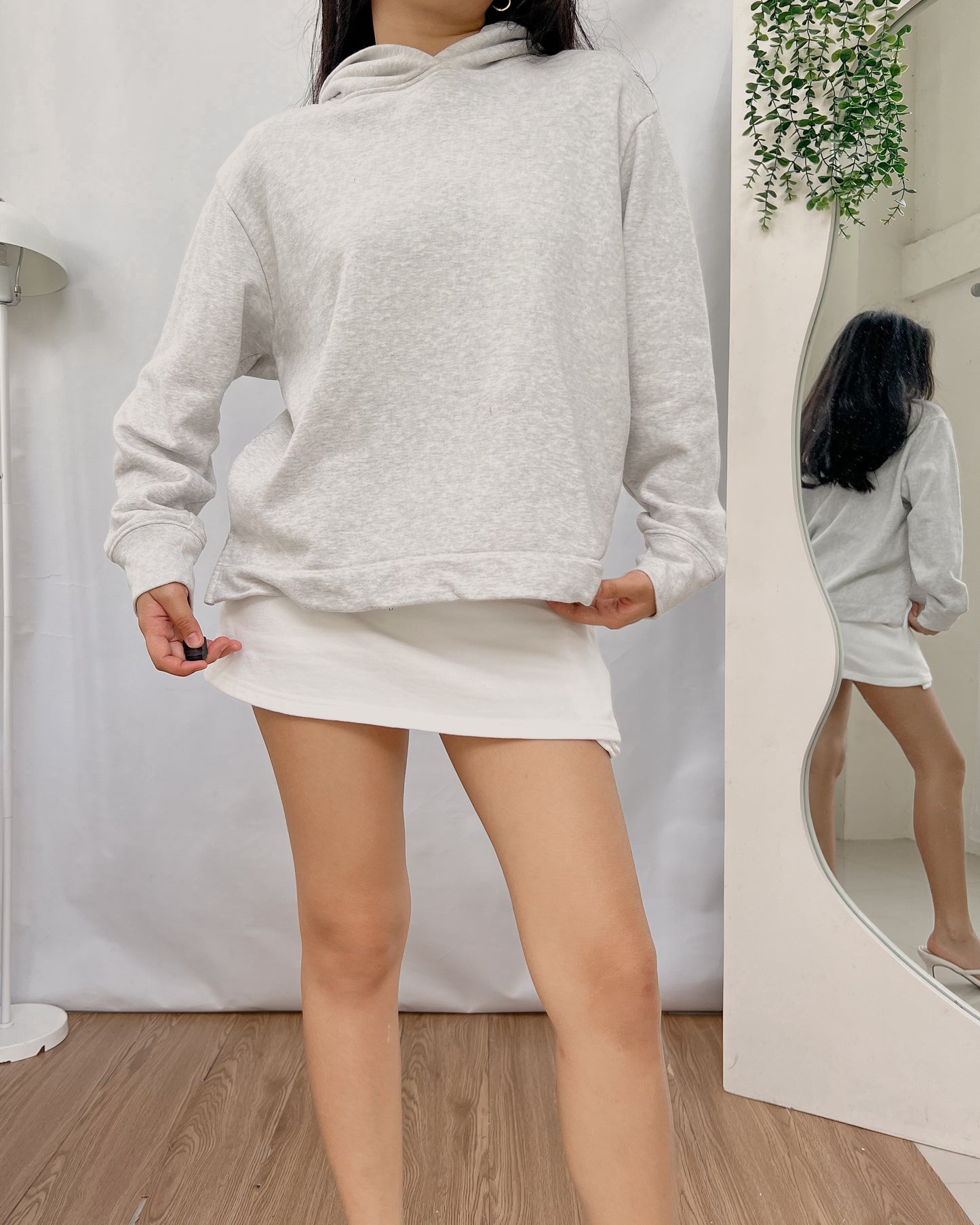 MUJI gray sweatshirt