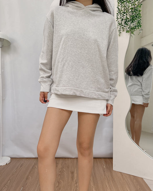 MUJI gray sweatshirt