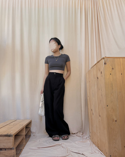 Black high quality straight cut  trousers X26 (28-29)