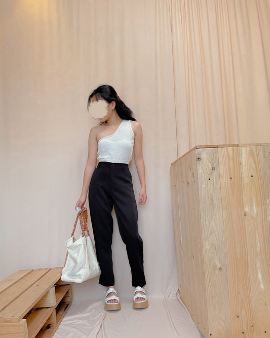 Black ankle length trousers (d15)