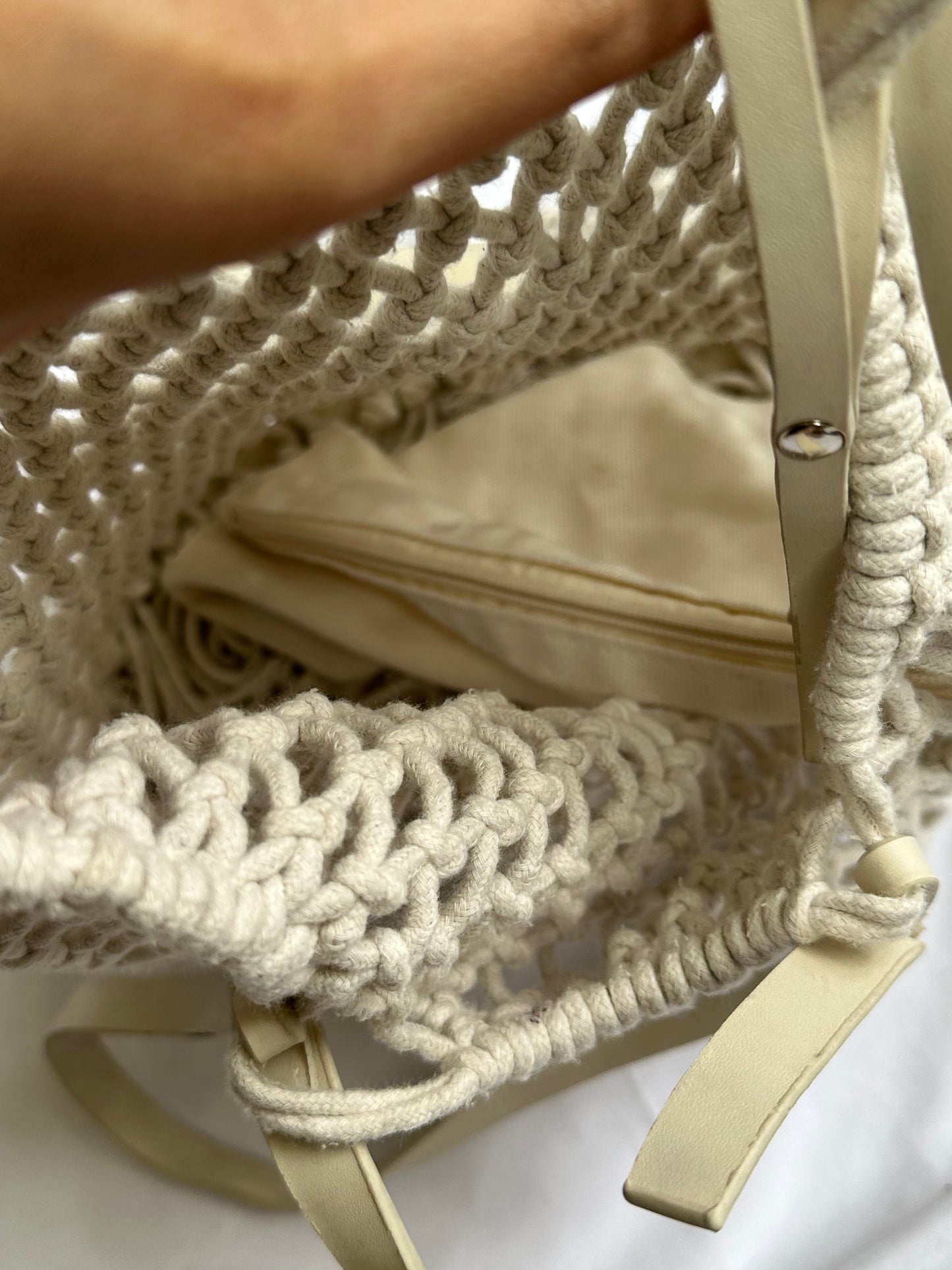 Beach white bag with inside pouch