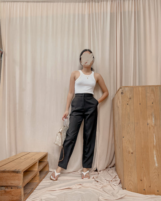 Black ankle length trousers J4 (fits 24-26)