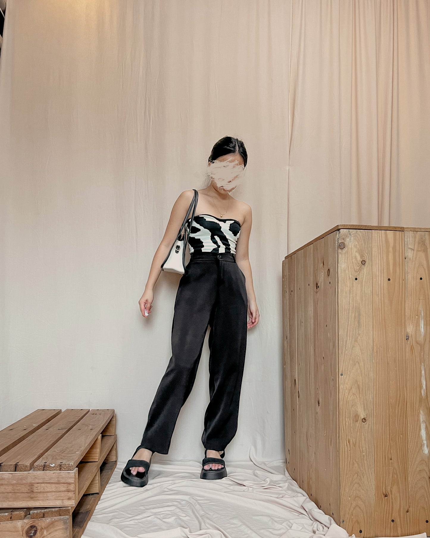 black ankle length trousers B24 (fits 24-30)