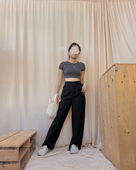 Black flowy trousers  X4 (24-28)