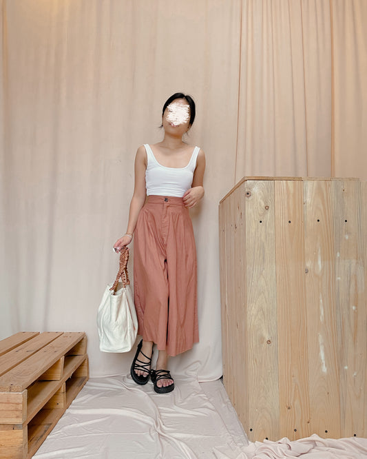 UNIQLO rust linen cullotes c10