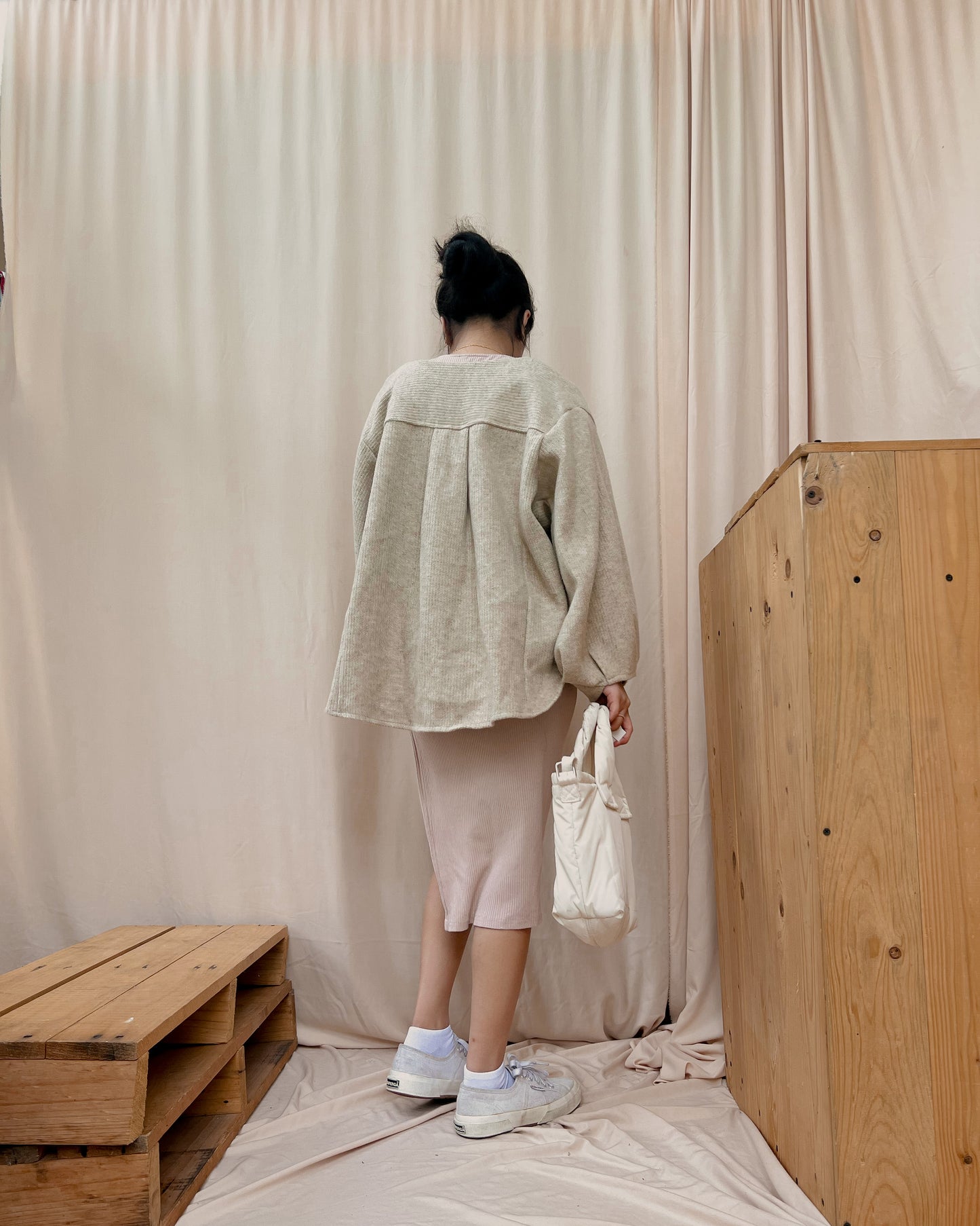 95. off white color cardigan