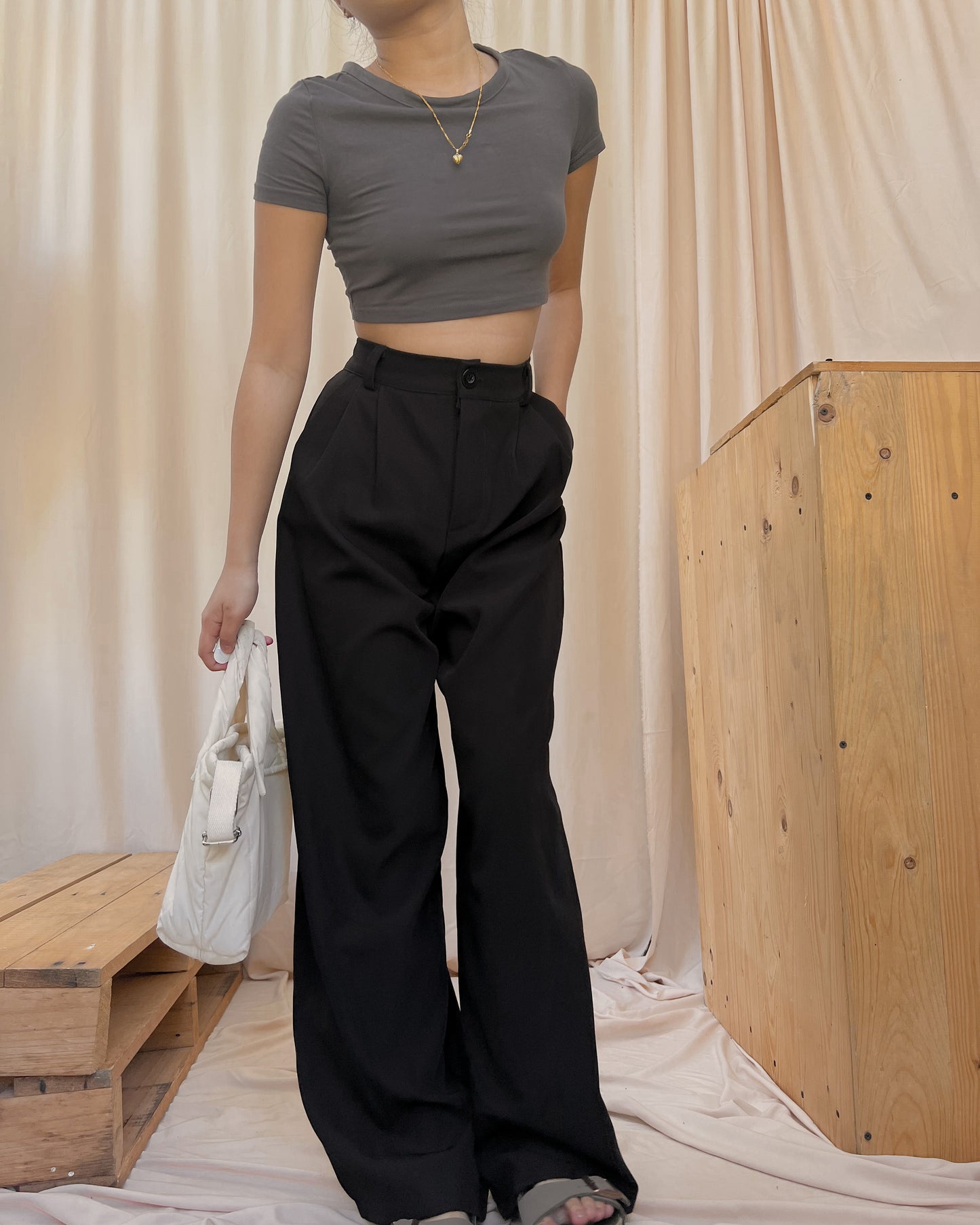 Black high quality straight cut  trousers X26 (28-29)