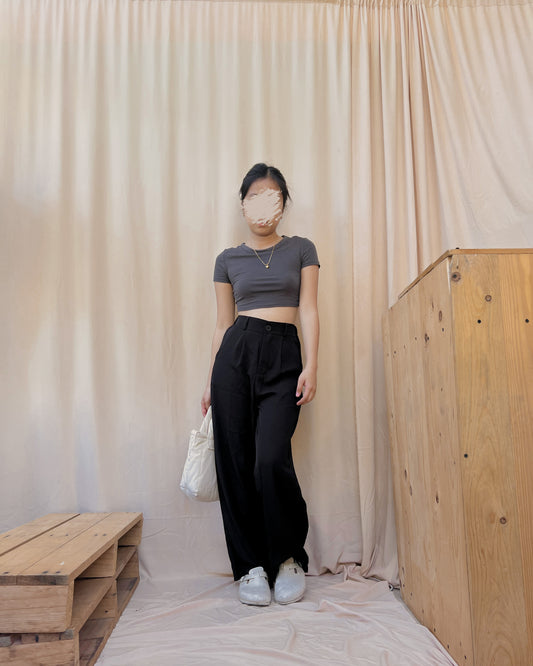 Black flowy trousers  X4 (24-28)