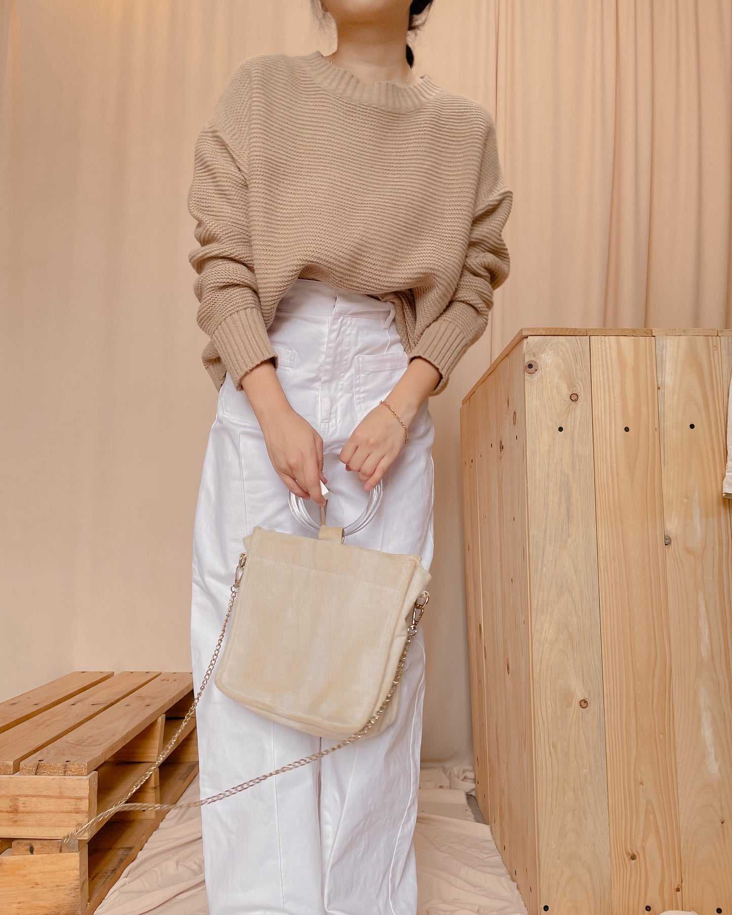 Knitted brown pullover