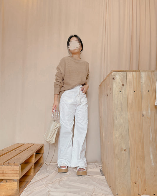 Knitted brown pullover