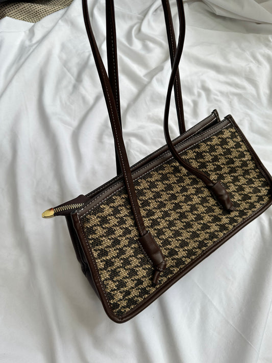 Vintage long straps shoulder bag